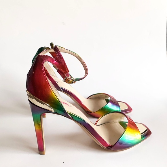 GUESS Women's "Divine" Multicolor Rainbow Heels Size: 9M - Picture 2 of 8